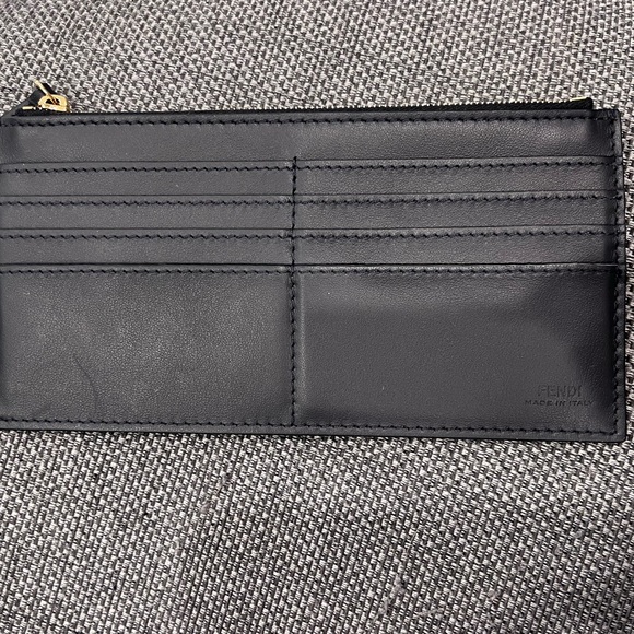 Fendi 8 card slot card holder with zipper to hold coins or cash. - Picture 1 of 5